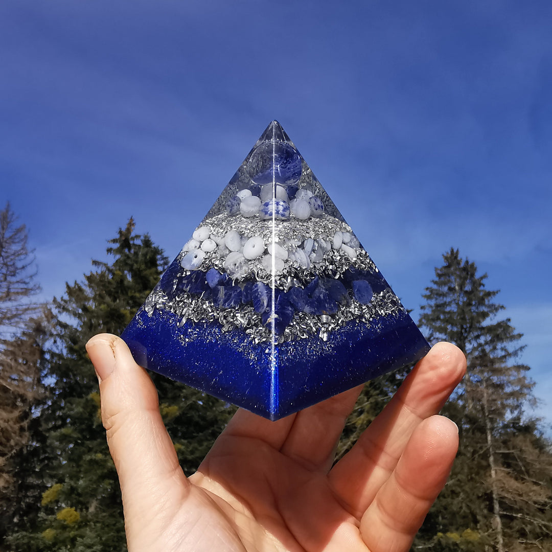 Orgone Pyramide LEICHTIGKEIT →7.5cm ↑7.5cm