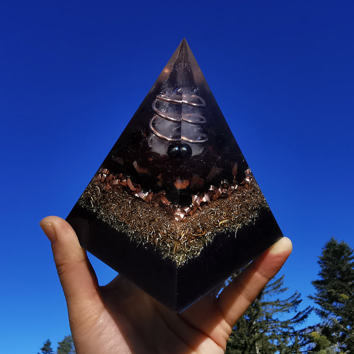 Orgone Tesla Pyramide WIDERSTANDSKRAFT Bergkristall Turmalin Granat Karneol Schungit→9cm ↑11cm