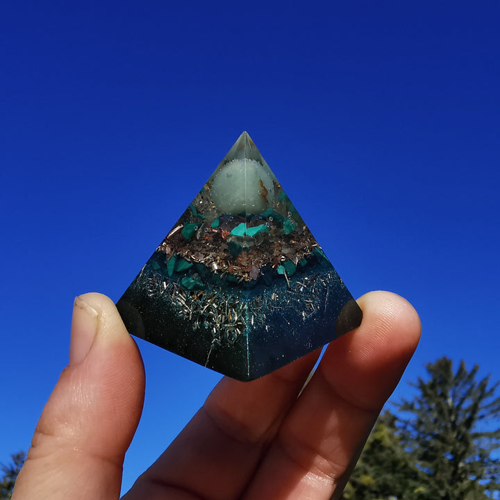 Orgone Mini Pyramide NEUBEGINN →3.5cm ↑3.5cm