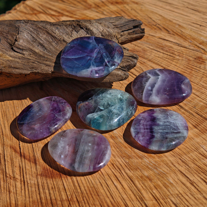Regenbogen Fluorit Taschenstein Unikate zur individuellen Auswahl
