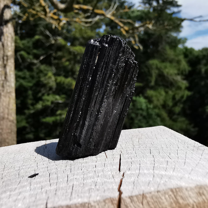 Schwarzer Turmalin Rohstein Brasilien (1)