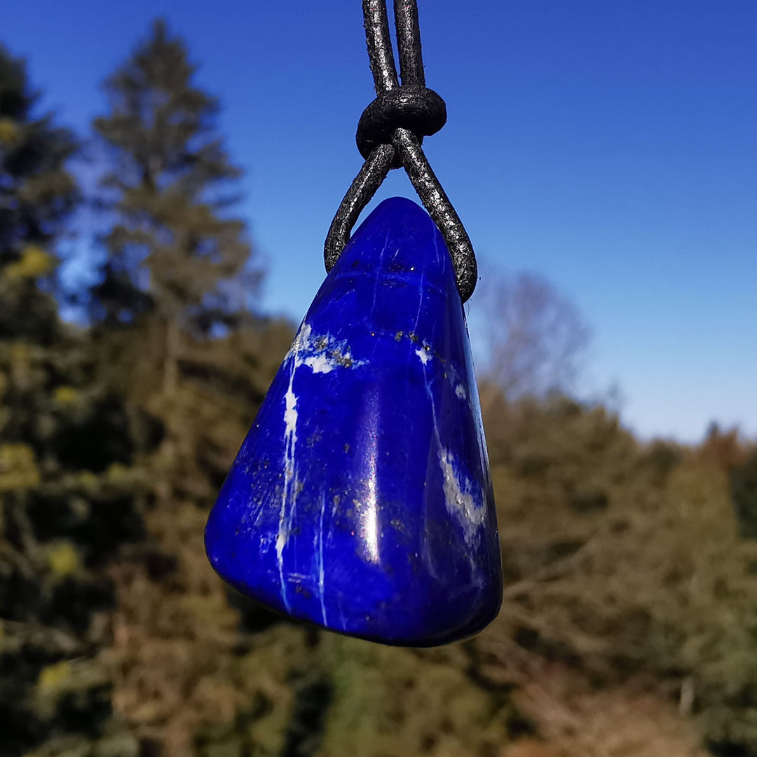 Lapislazuli Anhänger gebohrt Unikat in Extraqualität