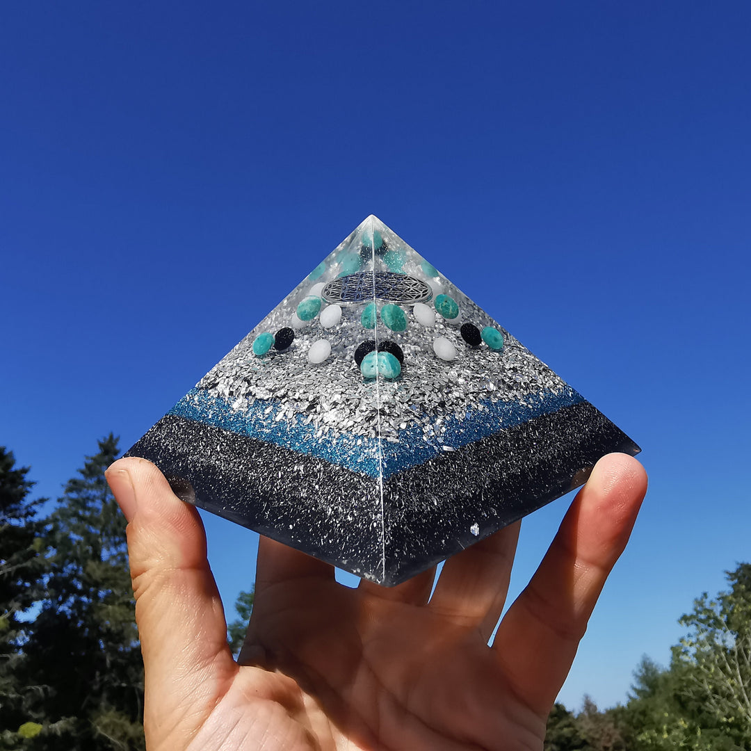 Orgone Cheops Pyramide INNERE RUHE & EMF SCHUTZ 9cm