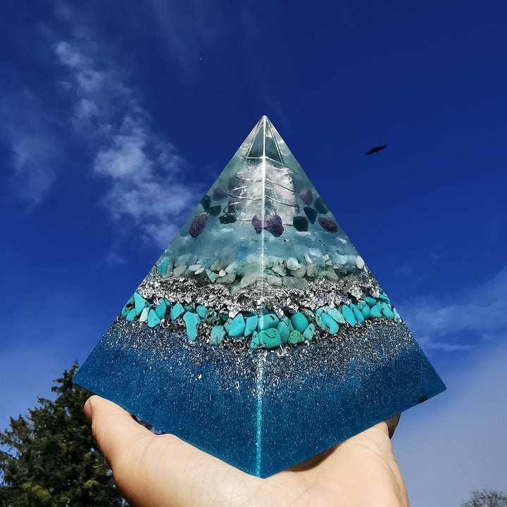 Orgone Pyramide LICHT VOLL Bergkristall Apatit Tansanit Aquamarin Larimar Amazonit Magnesit 12cm