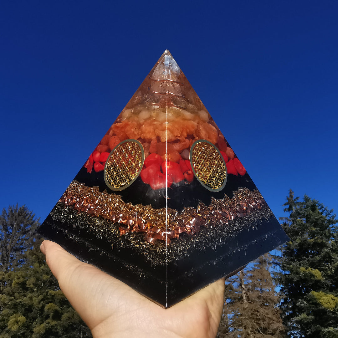 Orgone Pyramide HOFFNUNG & KRAFT Citrin, Orangen-& Feuercalcit, Karneol, Rote Koralle →14.5cm ↑14.5cm