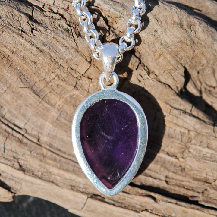 Amethyst Tropfen gefasst in Silber 925