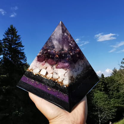 Orgone Pyramide TRANSFORMATION & BEFREIUNG 15cm