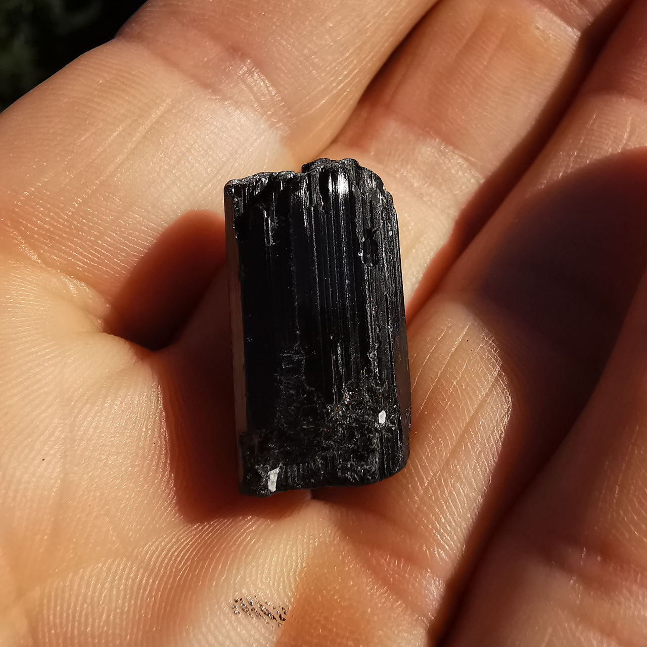 Schwarzer Turmalin Rohkristall TOP aus Pakistan (9)